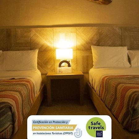Hotel Puerto Corcho פוארטו מורלוס מראה חיצוני תמונה