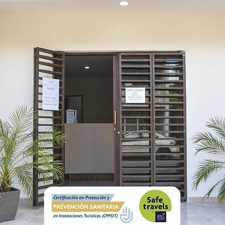 Hotel Puerto Corcho פוארטו מורלוס מראה חיצוני תמונה